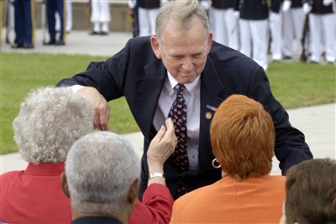 Congressman and Vietnam veteran Robert Simmons delivers the keynote address during the POW/MIA Recognition Day ceremonies at the Pentagon on Sept. 15, 2006.  Simmons was the guest speaker at the ceremony hosted by Deputy Secretary of Defense Gordon England and Chairman Joint Chiefs of Staff Gen. Peter Pace, U.S. Marine Corps.  