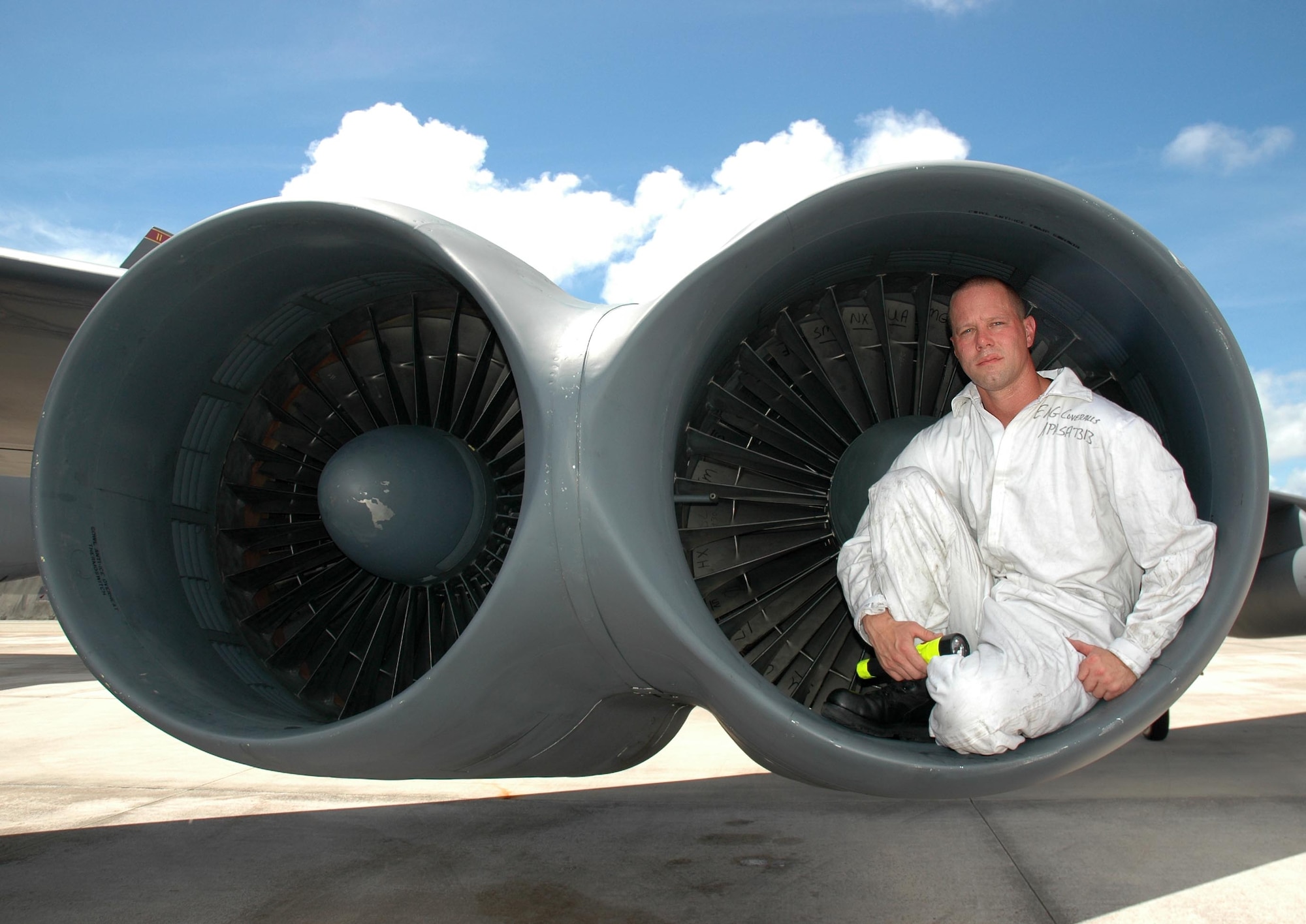 Tech. Sgt. Timothy Scheaffer prepares to do engine work on a B-52 Stratofortress at Andersen Air Force Base, Guam, on Sept. 18, 2006. He is an aerospace propulsion craftsman deployed to the 36th Expeditionary Aircraft Maintenance Squadron at this base from Minot Air Force Base, N.D. (U.S. Air Force photo/Marine Cpl. Ashleigh Bryant)  