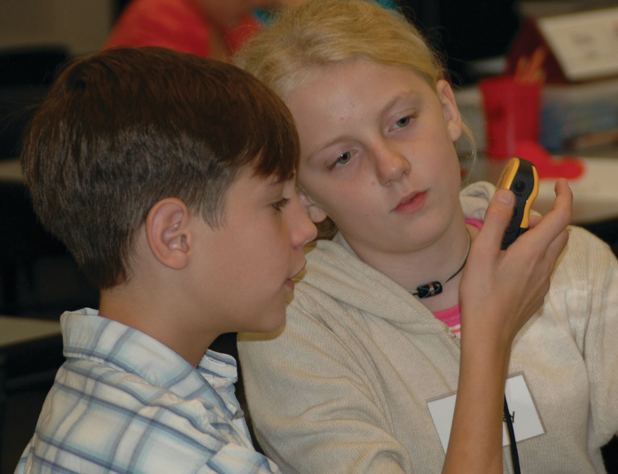Mooringsport Elementary students, Tyler Castie and Destiney Caskey, learn how to use a Global Positioning System device Tuesday, Sept. 12, at STARBASE La.’s satellite classroom. (U.S. Air Force photo/Tech. Sgt. Sherri Savant)