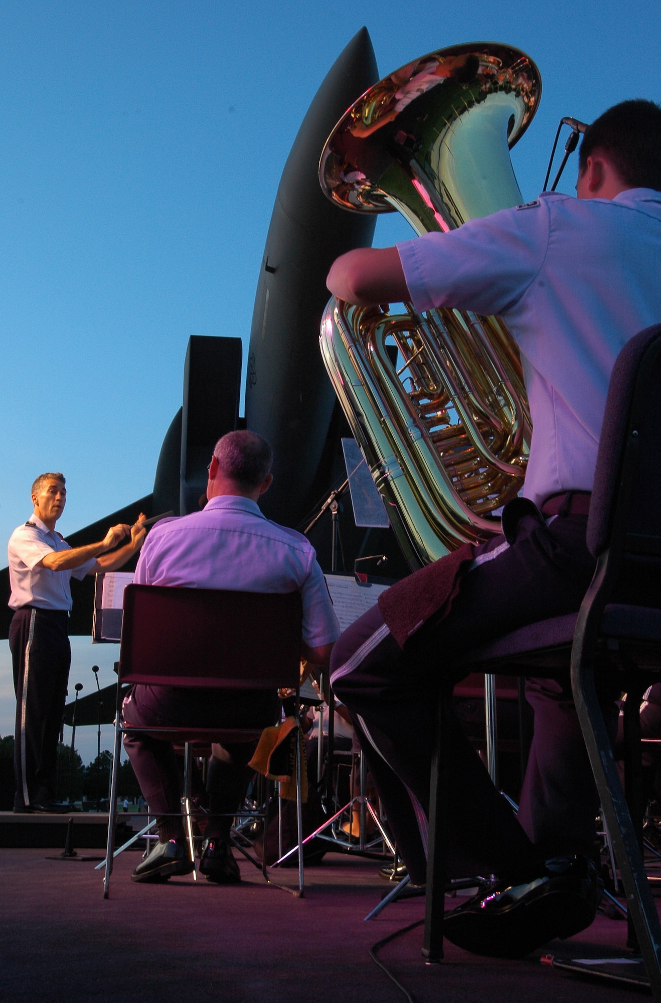 The Williamsburg Fife and Drum Corps took the stage Sept. 13 at the 2006 Langley Air Force Base Military Tattoo ceremony. (Photo by 1st Communications Squadron)