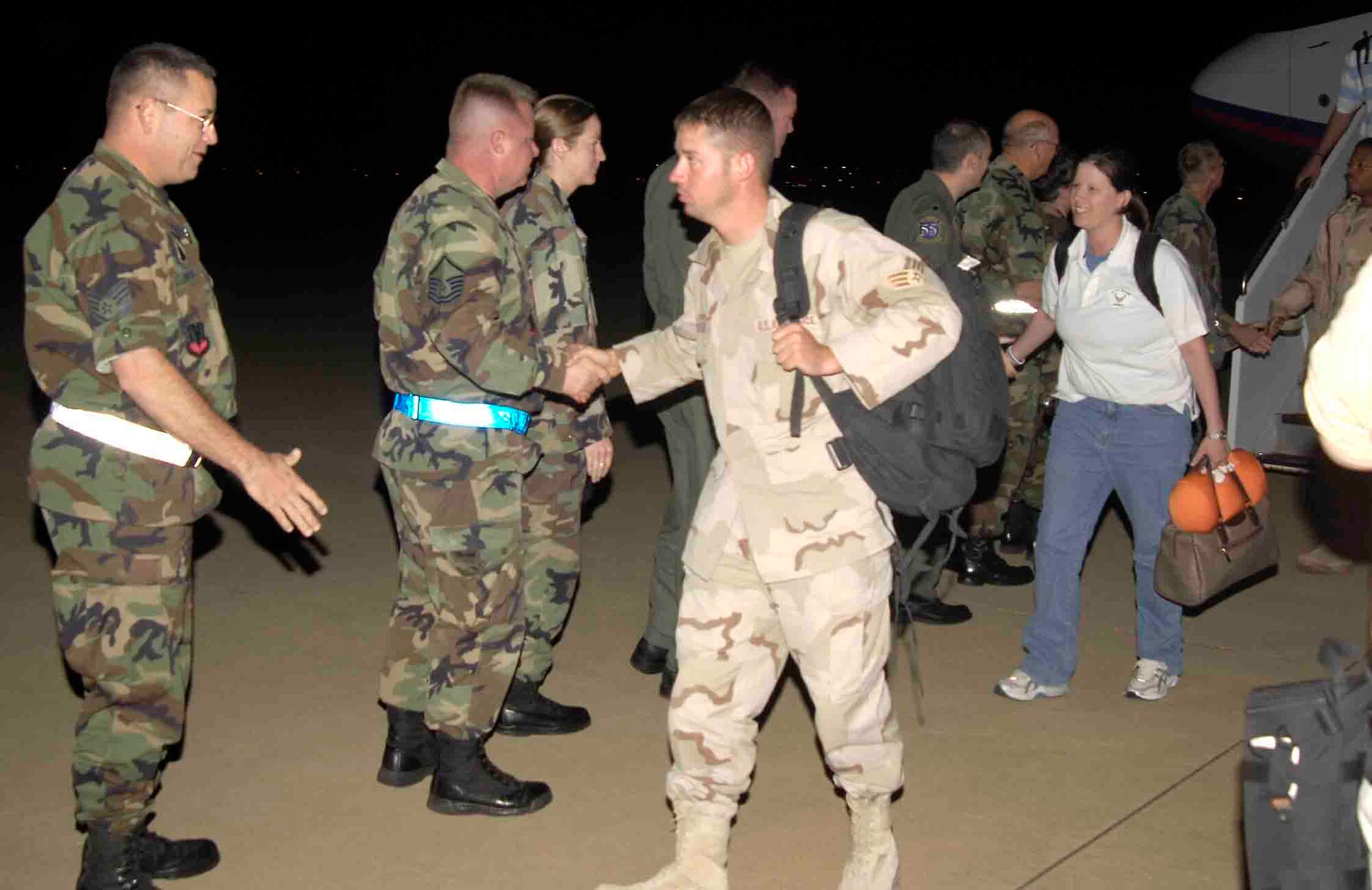 SHAW AIR FORCE BASE, S.C.-- Shaw members returned home Sept. 21 from a deployment in Southwest Asia. The Airmen were greeted by family members, co-workers and friends. (U.S. Air Force photo/Airman 1st Class William Coleman)