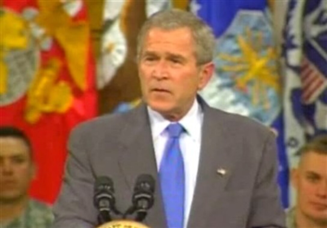 President George W. Bush addresses troops stationed at Fort Irwin, Calif., April 4, 2007.  The president is visiting the National Training Center, a major training hub for the global war on terror, to thank the brave men and women for their service to the nation.