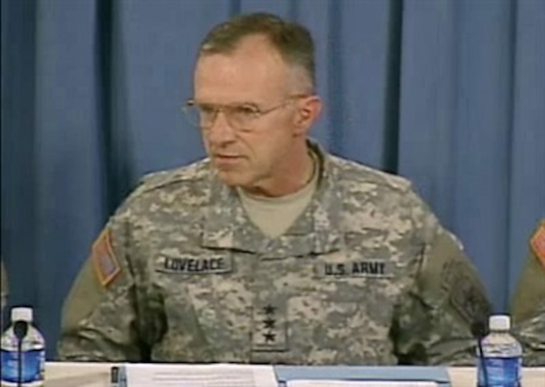 U.S. Army Lt. Gen. James J. Lovelace, deputy chief of staff G-3, speaks with reporters at the Pentagon, discussing the details of the active-duty troop extensions for Iraq, Afghanistan and Kuwait April 12, 2007.