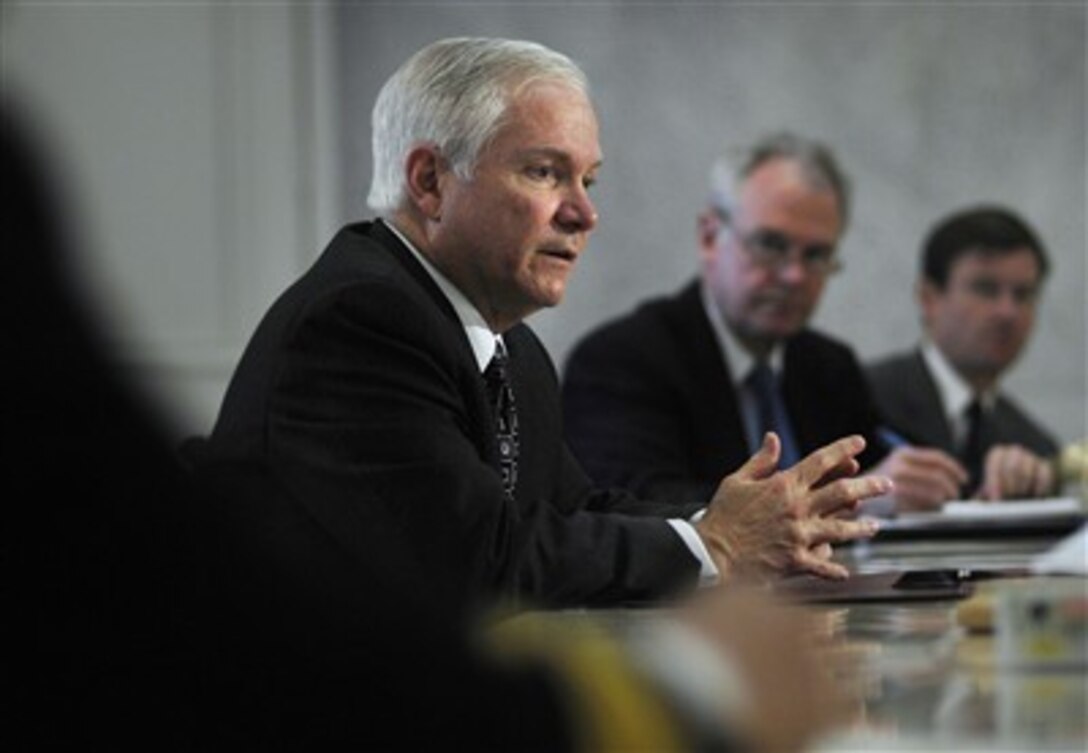 Defense Secretary Robert M. Gates conducts a press conference in Amman, Jordan, April 17, 2007. Gates visited Jordan to meet with King Abdullah bin-al Hussein to discuss how to further strengthen ties in the coming years. 