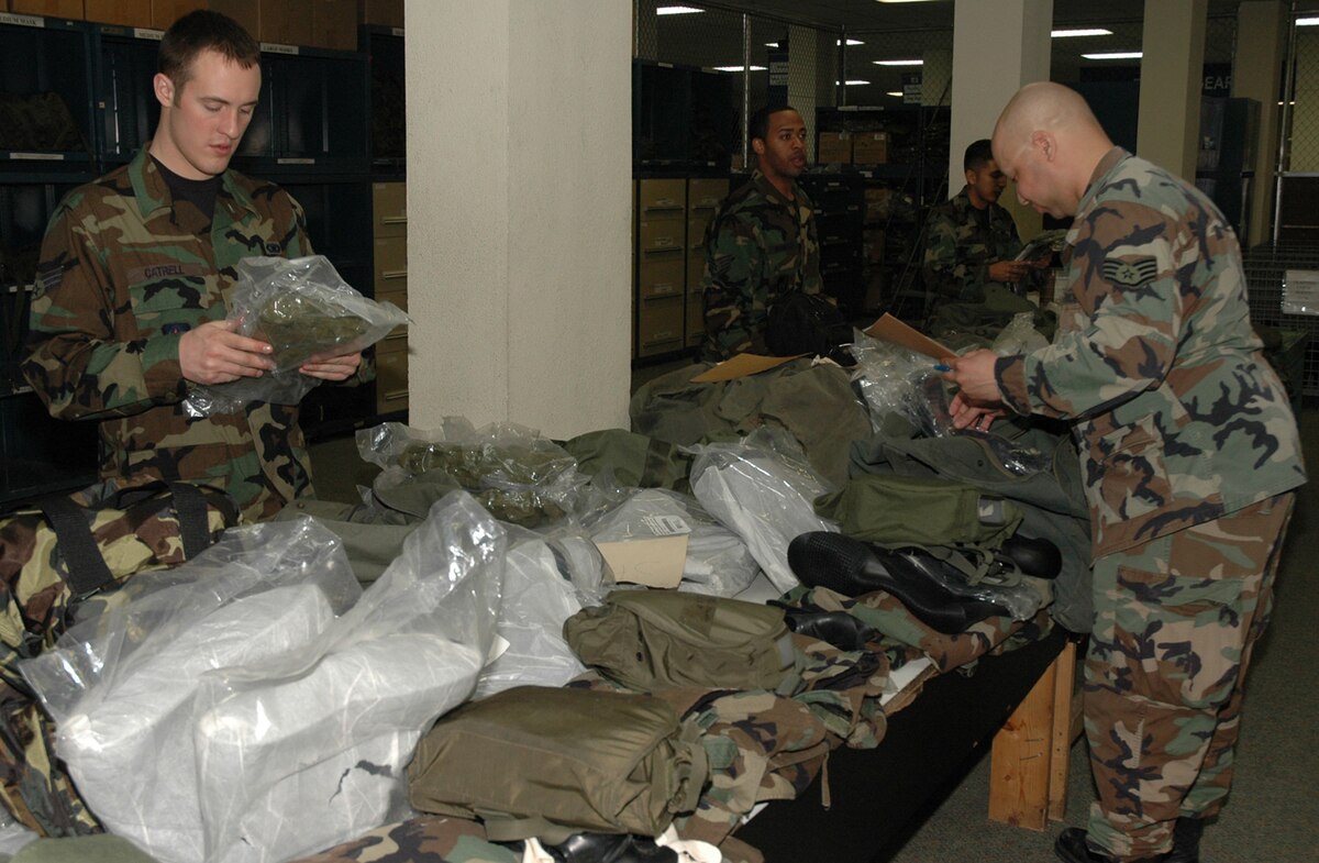 In the bag CWDE techs manage livesaving gear > Osan Air Base