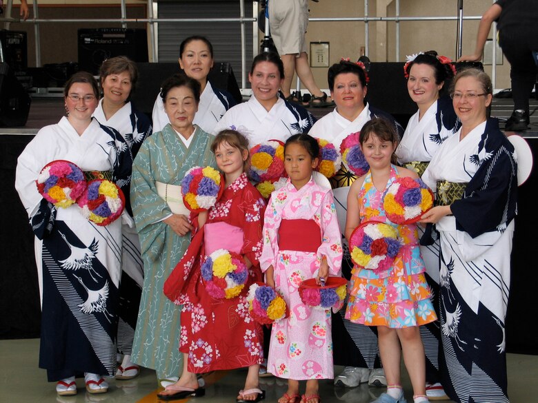 The Tanabata Dancers prepare for their dance event at the 2006 Friendship Festival at Yokota Air Base.( Photo by Jennifer Hensley VIRIN 060816-O-9999H-001)