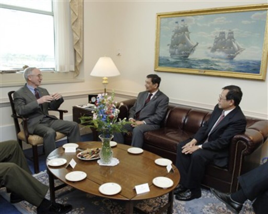 Deputy Secretary of Defense Gordon England (left) meets with Indonesian Minister of Defense Juwono Sudarsono (2nd from right) in the Pentagon on April 16, 2007.  Accompanying Minister Sudarsono is Indonesian Ambassador to the U.S. Sudjadnan Parnohadiningrat (right).  