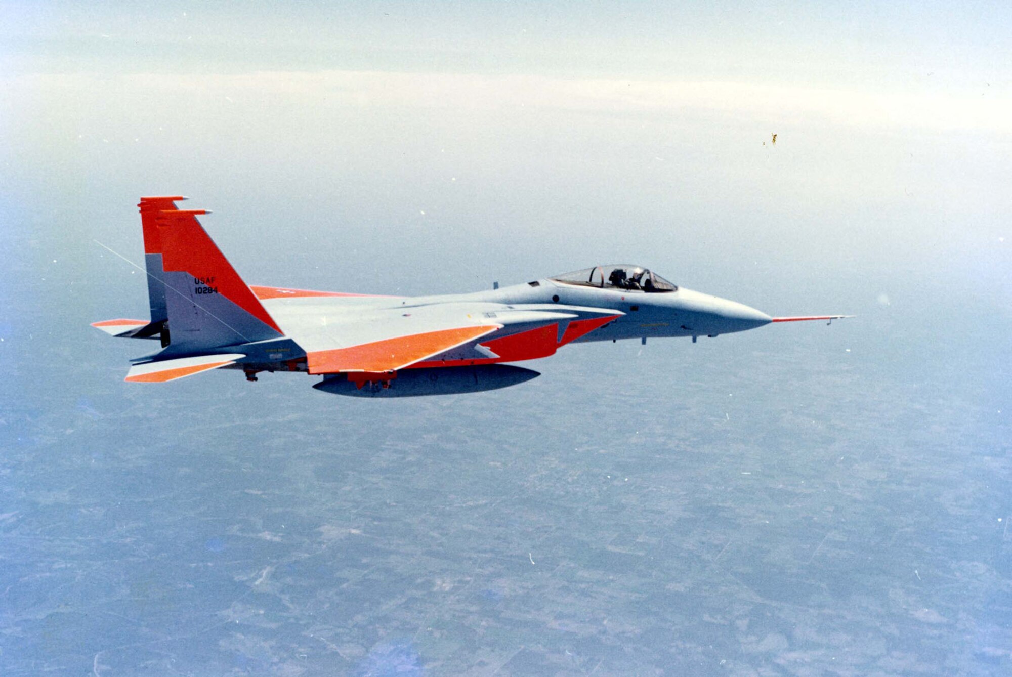 McDonnell Douglas F-15A (S/N 71-0284, the fifth prototype) in flight. (U.S. Air Force photo)