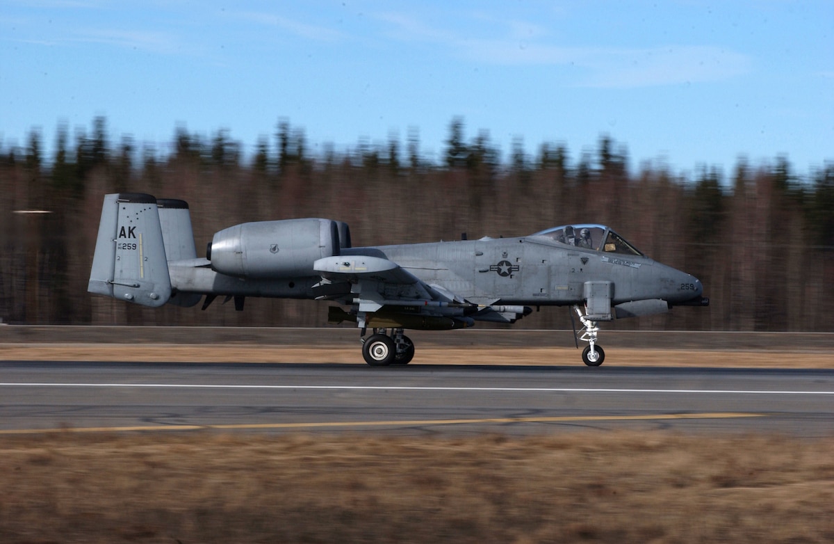 その他 354th FIGHTER SQUADRON A-10 DVIDS - Images - 354th Fighter Squadron A-10 [Image 10 of 20]