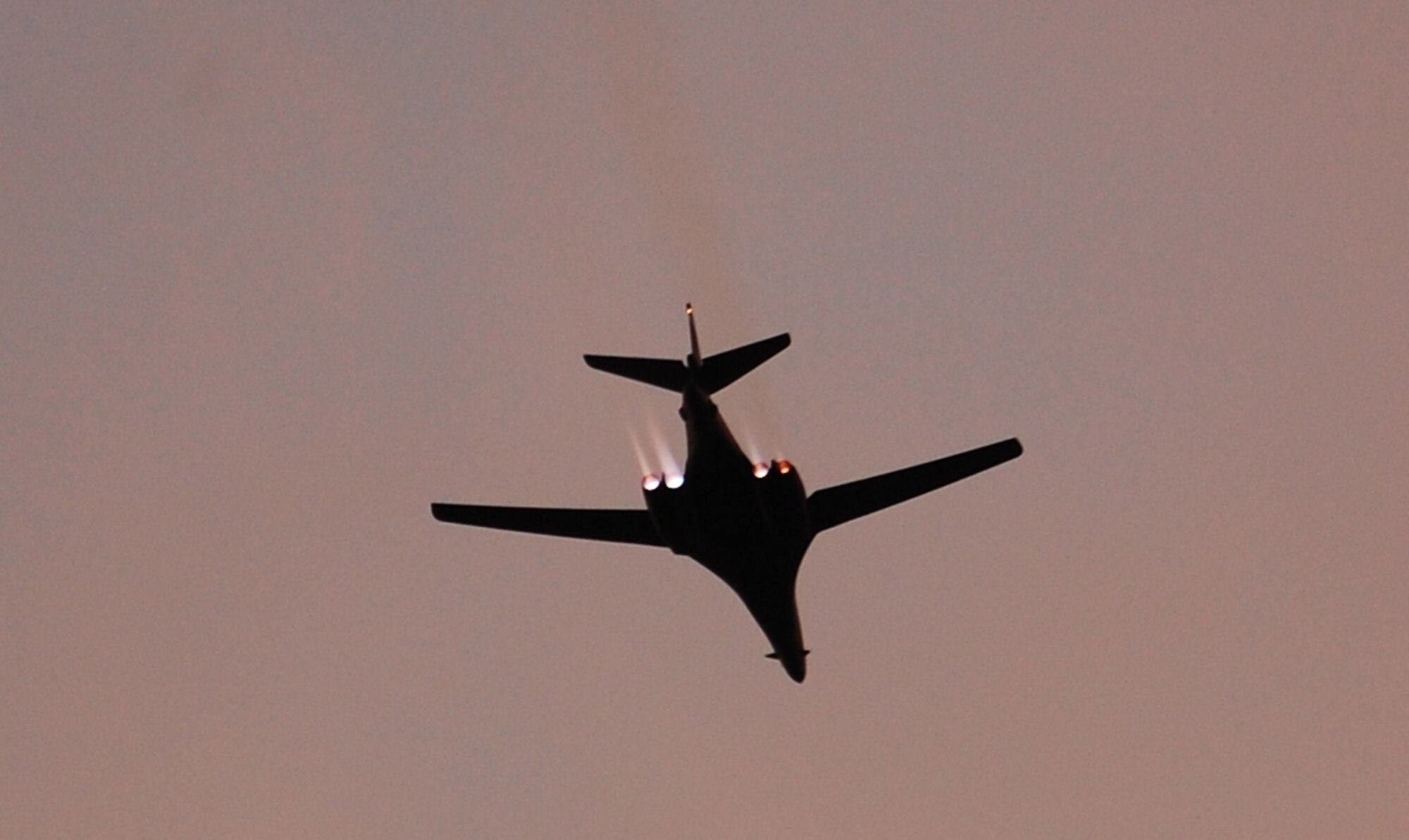 A B-1 Bomber from Dyess Air Force Base, Texas, draws the crowd’s eyes toward the sky as it performs a flyover of the Pops Concert July 3. (U.S. Air Force photo by Cadet Stephen Ayres)