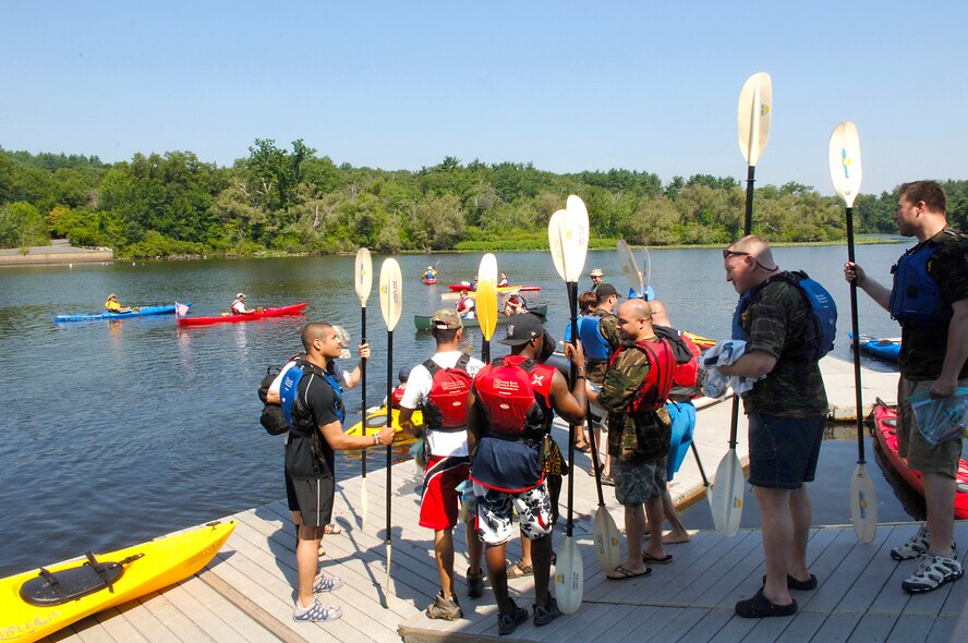 Members of the Electronic Systems Center Safety Office joined area veterans for a fun-filled kayaking trip on the Charles River July 26. The trip was sponsored by the Boston Vet Center. The Hanscom volunteers helped with trip details and shared many smiles and stories with the former servicemembers. (U.S. Air Force photo by Jan Abate).