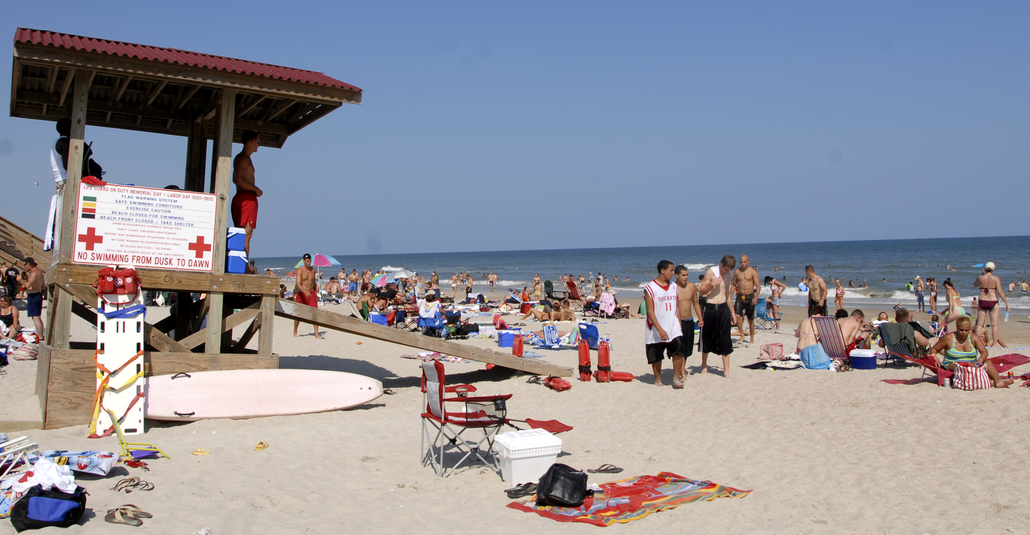 Fun in the sun with safety in mind > Marine Corps Base Camp Lejeune