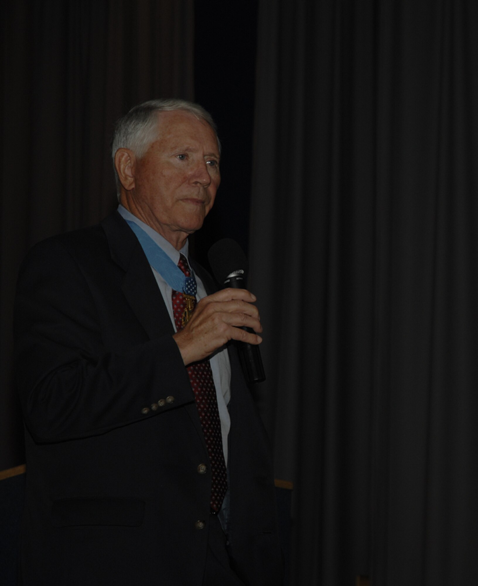Retired Air Force Col. Leo Thorsness, a fighter pilot during the Vietnam War, speaks to 48th Fighter Wing personnel about how he earned the Congressional Medal of Honor and his experiences as a prisoner of war in North Vietnam. Colonel Thorsness also received the Silver Star, Distinguished Flying Cross with five Oak Leaf Clusters and Purple Heart with one Oak Leaf Cluster. (U.S. Air Force photo by Airman 1st Class Jessica Snow)