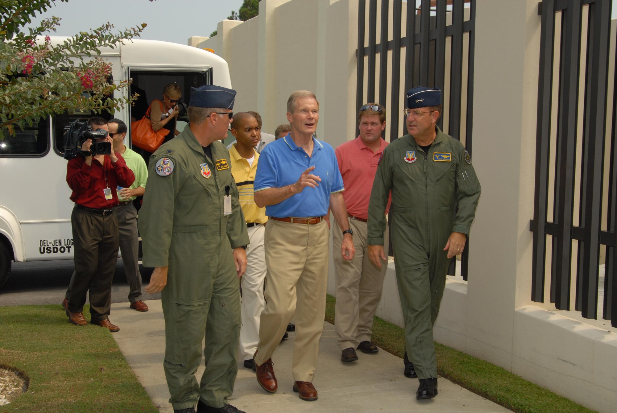 (L-R) Col. David Kriner, 601st Air and Space Operations Commander, Florida Senator Bill Nelson, and Maj. Gen. Hank Morrow, 1st Air Force Commander, begin their tour as the senator arrives at the 601st AOC compound.  Senator Nelson visited Tyndall AFB, August 9, 2007,  as part of his scheduled Florida panhandle tour.  (USAF photo/Lisa Norman)