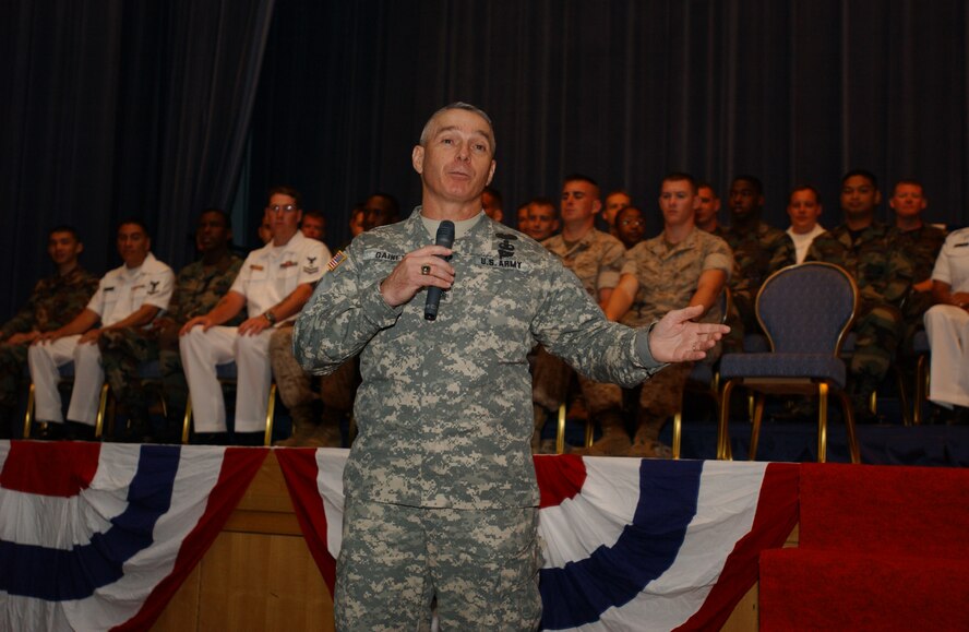 YOKOTA AIR BASE, JAPAN - Sergeant Major William J. Gainey, Senior Enlisted Advisor for the Chairman of the Joint Chiefs of Staff, answers questions from service members stationed around Japan during a Yokota Town Hall meeting on August 17, 2007.  Sergeant Major Gainey accompanied General Peter Pace, Chairman of the Joint Chiefs of Staff,  who visited bases in Japan. (U.S. Air Force photo by Airman First Class Jonathan Fowler)