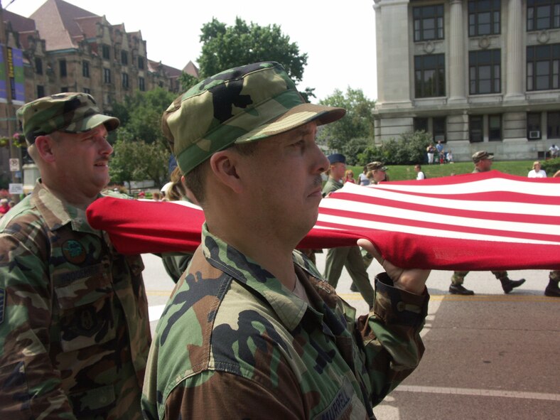 932nd Airlift Wing marches...The 932nd AW Reservists gave back to the Saint Louis Region