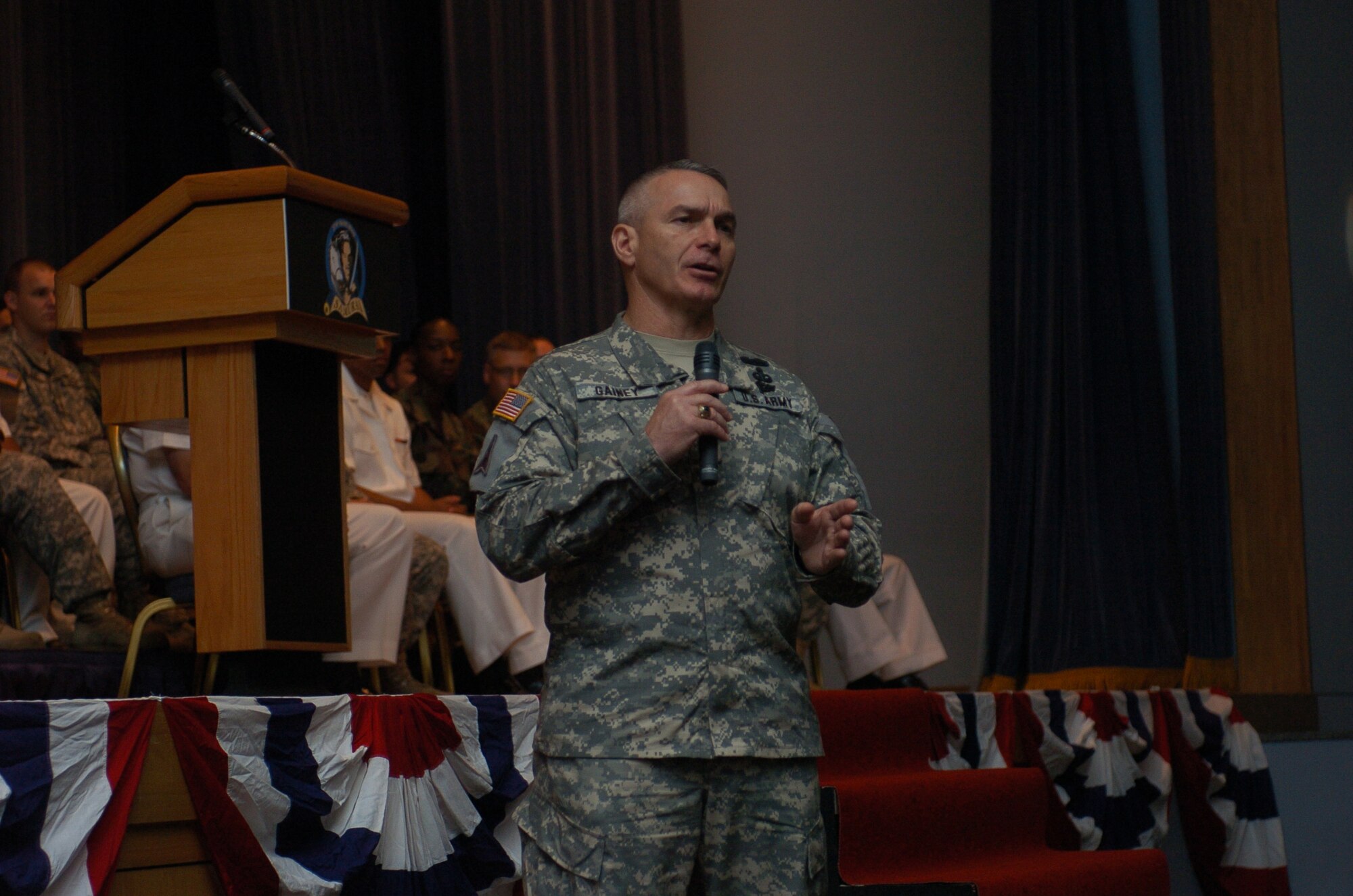 YOKOTA AIR BASE, Japan--Sergeant Major (SGM) William J. Gainey, the Senior Enlisted Advisor to the Chairman of the Joint Chiefs of Staff (SEAC), assisted General Peter Pace, the Chairman of the Joint Chiefs of Staff, answer Department of Defense (DOD) related questions from service members stationed all around Japan during a Town hall meeting held at Yokota Air Base, Japan on 17 August 2007. (USAF Photo by Amn Leandra D. Hernandez) NOT RELEASED