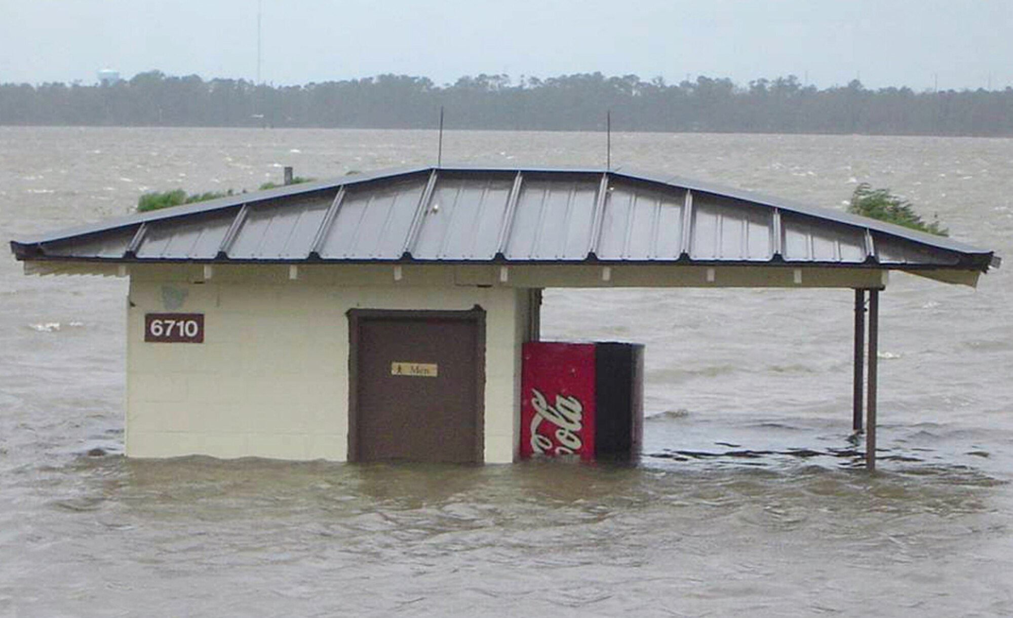 Katrina’s storm surge engulfed the comfort station at the north end of Bay Breeze Golf Course near Biloxi’s Back Bay.  (U.S. Air Force photo)