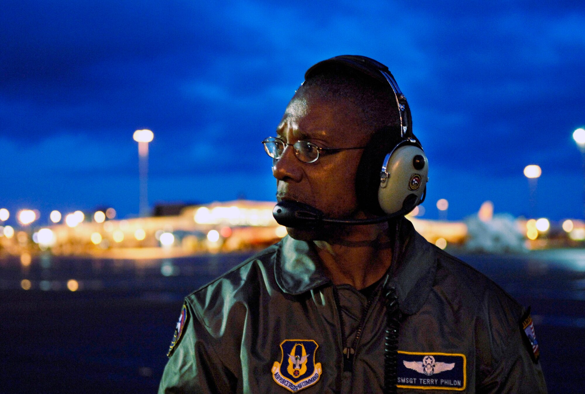 Senior Master Sgt. Terry Philon conducts pre-flight checks on his C-17 Globemaster III for a winter fly-in mission during Operation Deep Freeze Aug. 20 at Christchurch, New Zealand. A C-17 and 31 Airmen from McChord Air Force Base, Wash., began the annual winter fly-in augmentation of scientists, support personnel, food and equipment for the U.S. Antarctic Program at McMurdo Station. WinFly is the opening of the first flights to McMurdo Station, which closed for the austral winter in February. (U.S. Air Force photo/Tech. Sgt. Shane A. Cuomo)