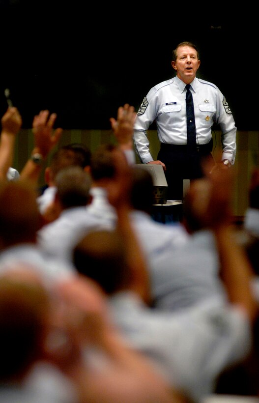 Chief Master Sgt. of the Air Force Rodney J. McKinley briefs Airmen at the 2007 Air Force Sergeants Association Conference held in Orlando, Fla., Aug. 21. (U.S. Air Force photo/ Airman 1st Class Nicholas Pilch)