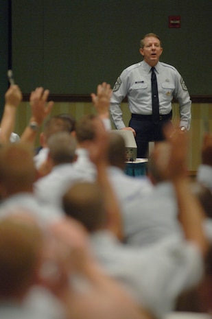 Chief Master Sgt. of the Air Force Rodney J. McKinley briefs Airmen at the 2007 Air Force Sergeants Association Conference held in Orlando, Fla., Aug. 21. (U.S. Air Force photo/ Airman 1st Class Nicholas Pilch)