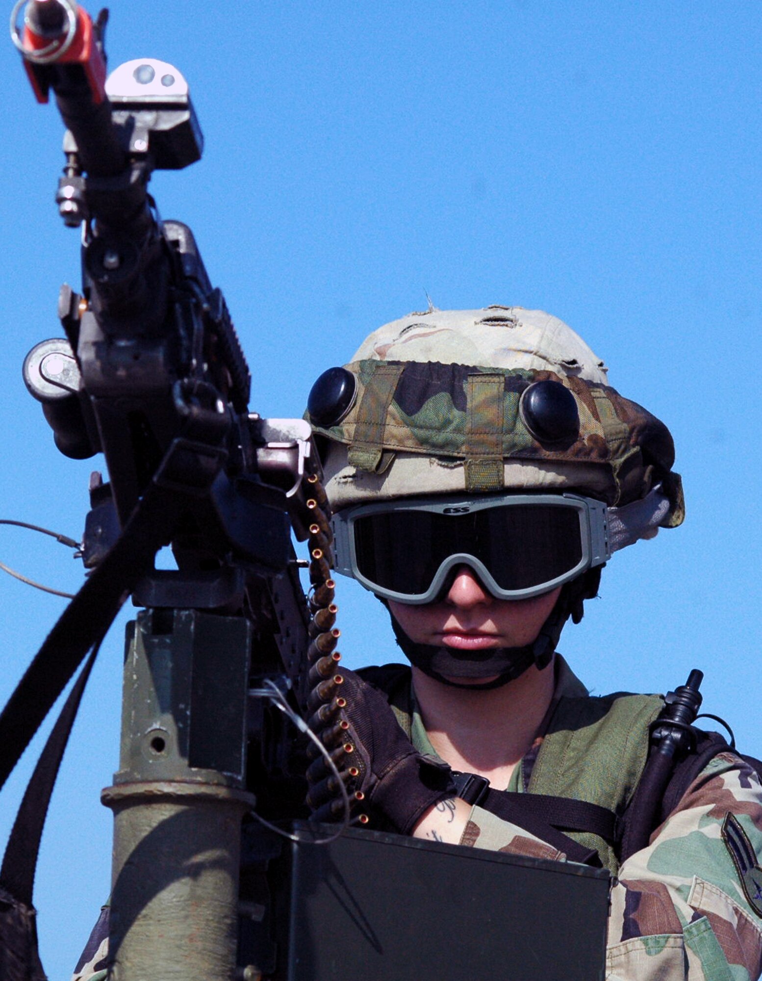 A student in the Phoenix Warrior 07-6 Course prepares for a convoy during field operations for the course Aug. 27 at Naval Air Engineering Station Lakehurst, N.J.  The course is taught by the U.S. Air Force Expeditionary Center's 421st Combat Training Squadron from Fort Dix, N.J., and is designed for Air Force security forces to practice combat skills basics.  (U.S. Air Force Photo/Tech. Sgt. Scott T. Sturkol)