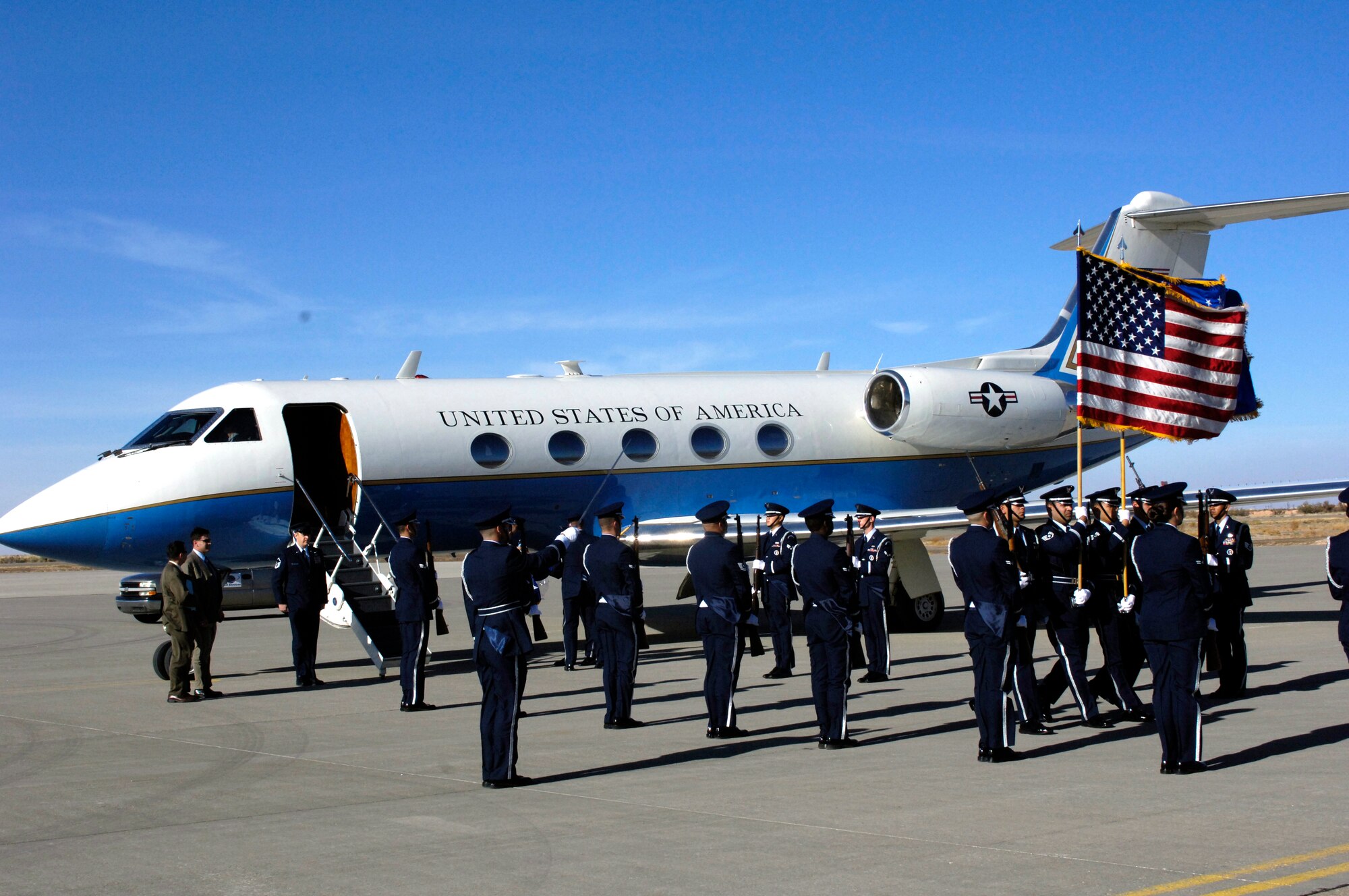 Members of the 49th Fighter Wing Steel Talons Base Honor Guard form a rifle cordon in preparation of the departure of Michael Wynne, Secretary of the Air Force (SECAF) from Holloman AFB, New Mexico, 06 Dec. 2007. The SECAF visited Holloman as part of his visit to White Sands Missile range. (U.S. Air Force Photo by SSgt Jason Colbert)