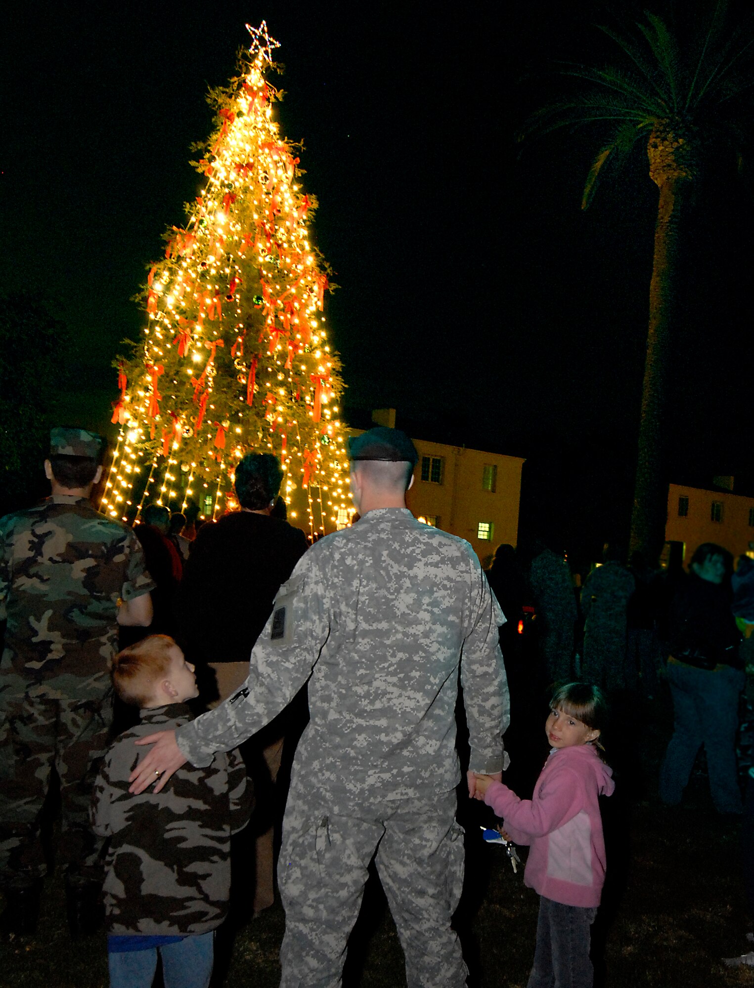 The holiday season was kicked off with the lighting of the base’s Christmas tree on Fort MacArthur, Nov. 29.  The event featured a visit from Santa Claus. (Photo by Joe Juarez)