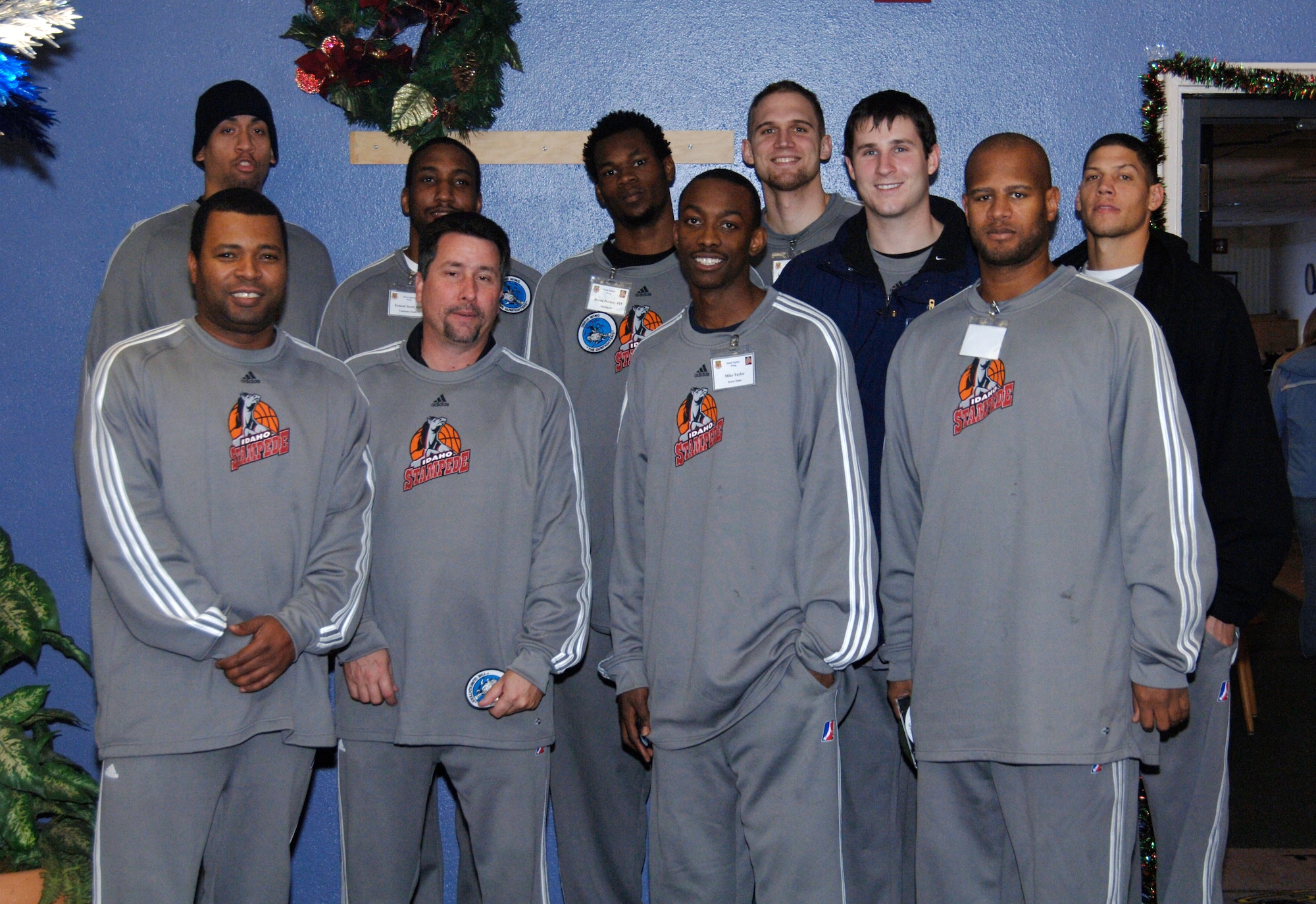 MOUNTAIN HOME AIR FORCE BASE, Idaho -- Members of the Idaho Stampede basketball team were treated to a tour here Dec. 10. The Idaho Stampede is a member of the NBA D-league with its base of operations in Boise, Idaho. (U.S. Air Force photo/ Staff Sgt. Rodney D. Ivey)