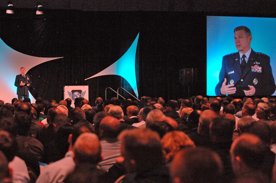 Lt. Gen. Robert Elder, Headquarters 8th Air Force commander, speaks at the "Fly and Fight in Cyberspace" Symposium Nov. 28 in Shreveport, La. More than 1,700 people attended the three-day event, which was co-sponsored by the Electronic Systems Center. (U.S. Air Force photo by Airman 1st Class Joanna M. Kresge)  