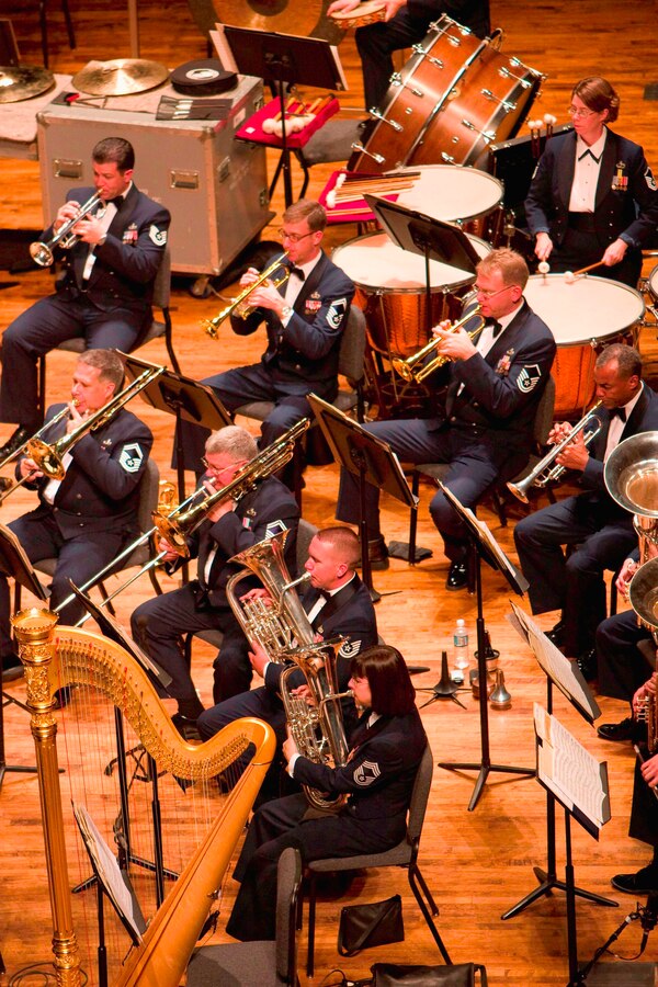 Members of the USAF Band's Concert Band perform at Weber State University in Ogden, Utah, on the Band's fall 2007 tour.  (U.S. Air Force photo by SMSgt Robert Mesite)
