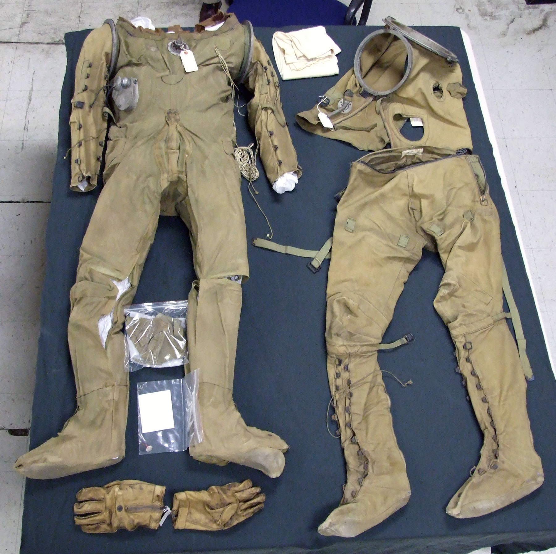 Elmer Experimental Flying Suit > National Museum of the United