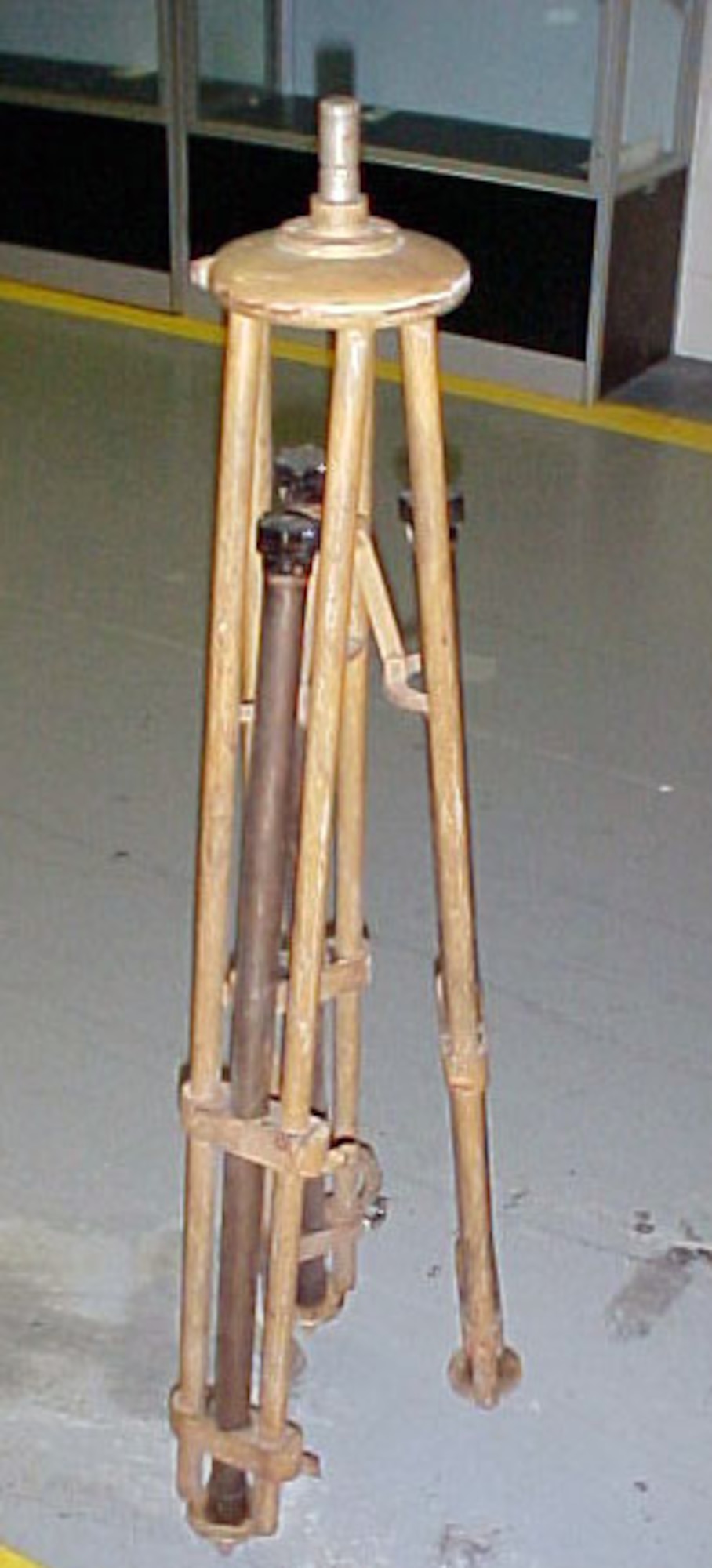 Artillery binoculars clearance