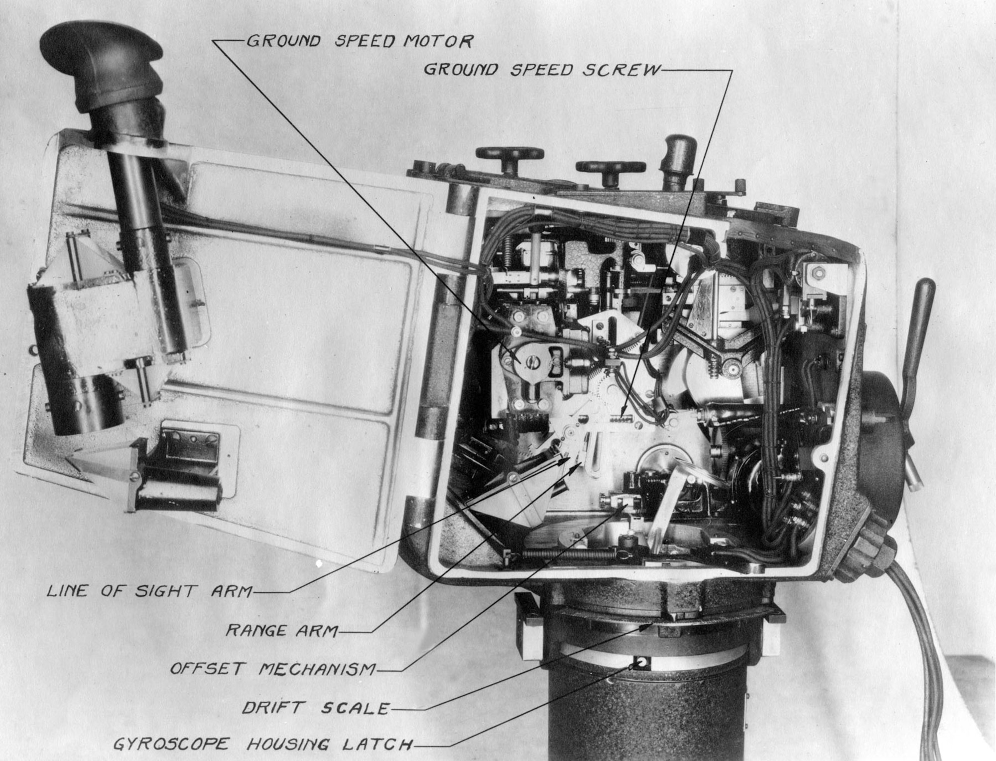 Interior view of the Inglis L-1 bombsight. (U.S. Air Force photo)