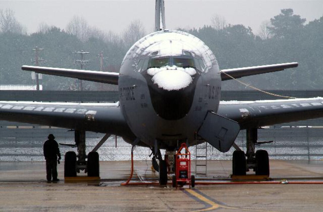North Carolina received some cold weather in early February shutting down more than 350 businesses and schools, but not the ramp at Seymour Johnson Air Force Base. Reservists at the 916th Air Refueling Wing, Air Force Reserve, had to de-ice a few KC-135 Stratotankers, but the weather was no stop for these global refuelers. (U.S. Air Force photo/ Tech. Sgt. John Payne)
