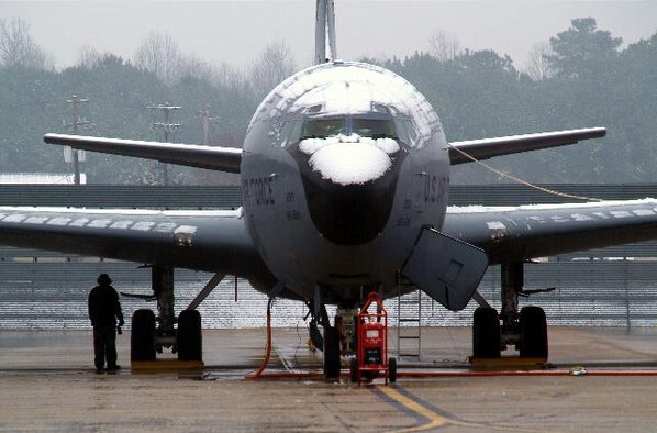 North Carolina received some cold weather in early February shutting down more than 350 businesses and schools, but not the ramp at Seymour Johnson Air Force Base. Reservists at the 916th Air Refueling Wing, Air Force Reserve, had to de-ice a few KC-135 Stratotankers, but the weather was no stop for these global refuelers. (U.S. Air Force photo/ Tech. Sgt. John Payne)