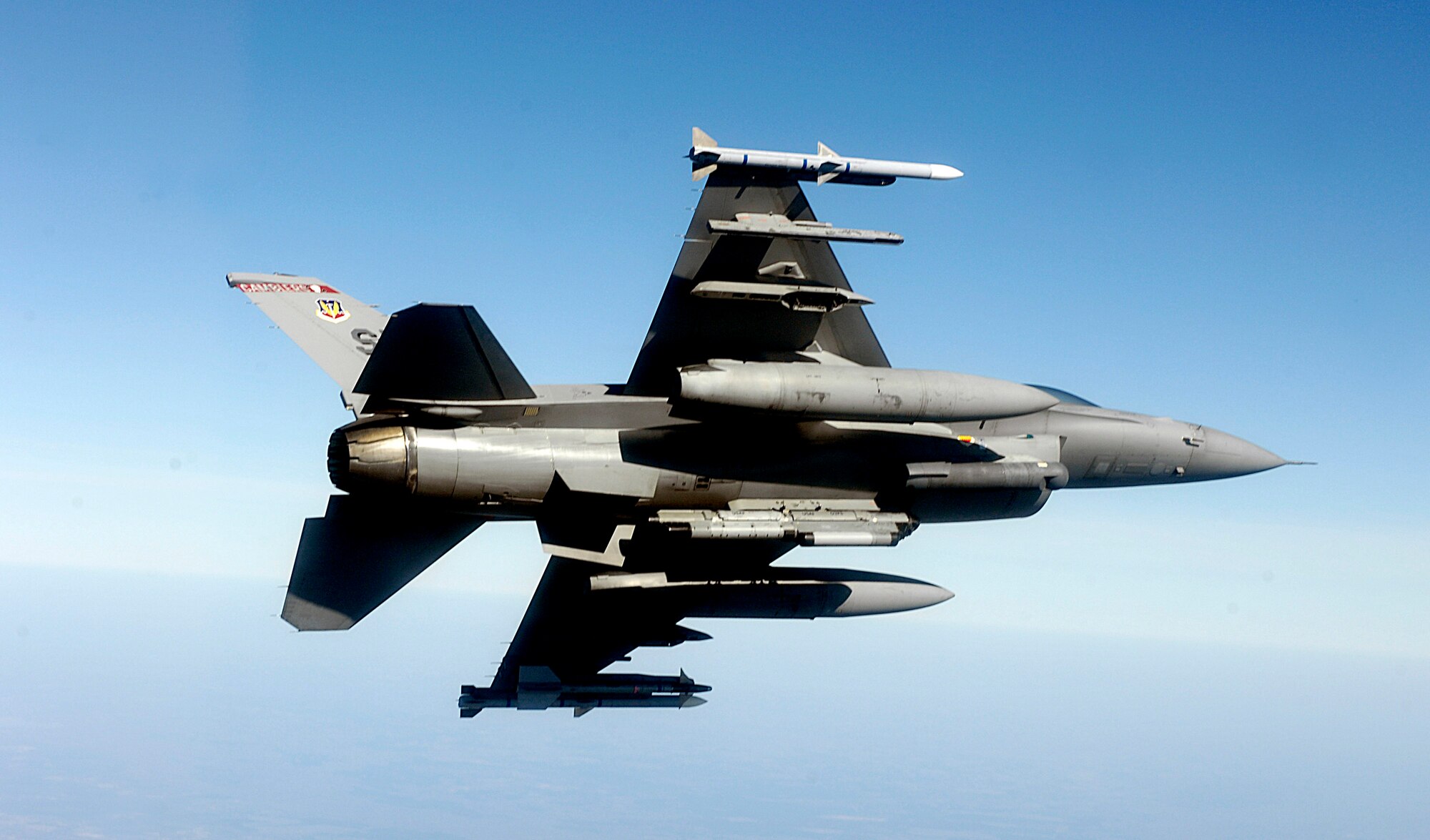Maj. Marc Himelhoch flies an F-16 Fighting Falcon looking for simulated targets and hostile aircraft near Shaw Air Force Base, S.C.  Feb. 7 during Exercise Iron Thunder, a multi-service, multi-national large force exercise with more than 100 aircraft participating. The major is assigned to the 77th Fighter Squadron at Shaw AFB. (U.S. Air Force photo/Staff Sgt Suzanne Day)