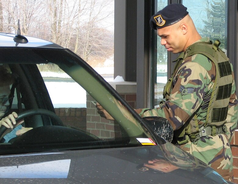 YOUNGSTOWN AIR RESERVE STATION, Ohio—Air Force Reservist Senior Airman Courtenay N. Perkins has been named 910th Airlift Wing Airman of the Year for 2006.  Airman Perkins is a security specialist assigned to the 910th Security Forces Squadron since December 2003.  He serves the wing as a restricted area security response team member, law enforcement patrolman, installation access controller and weapons room armorer.  Besides serving in the Air Force Reserve, Airman Perkins coaches junior and senior high students in football and track as well as children in pee wee basketball.  He also leads teens as church youth director and cadets in the Civil Air Patrol.  "I am extremely proud of my enlistment and having become a member of the 910th.  Being part of this wing was the best decision I've ever made," Airman Perkins said.  U.S. Air Force photo/Staff Sgt. Everette W. Radcliffe II.
The security specialist career field is just one of a vast number of opportunities available in the Air Force Reserve.  For more information about serving in the Air Force Reserve visit: http://www.youngstown.afrc.af.mil/units/recruiting/

