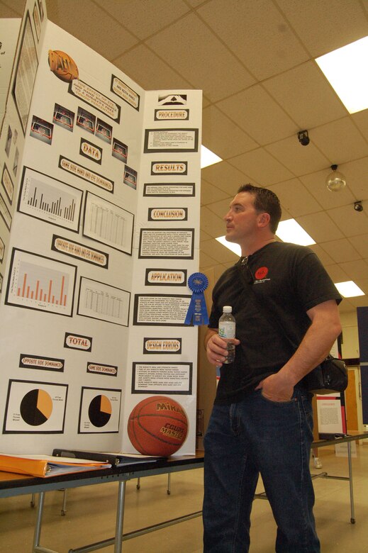 Desert High School Students Host Science Fair Exhibit Edwards