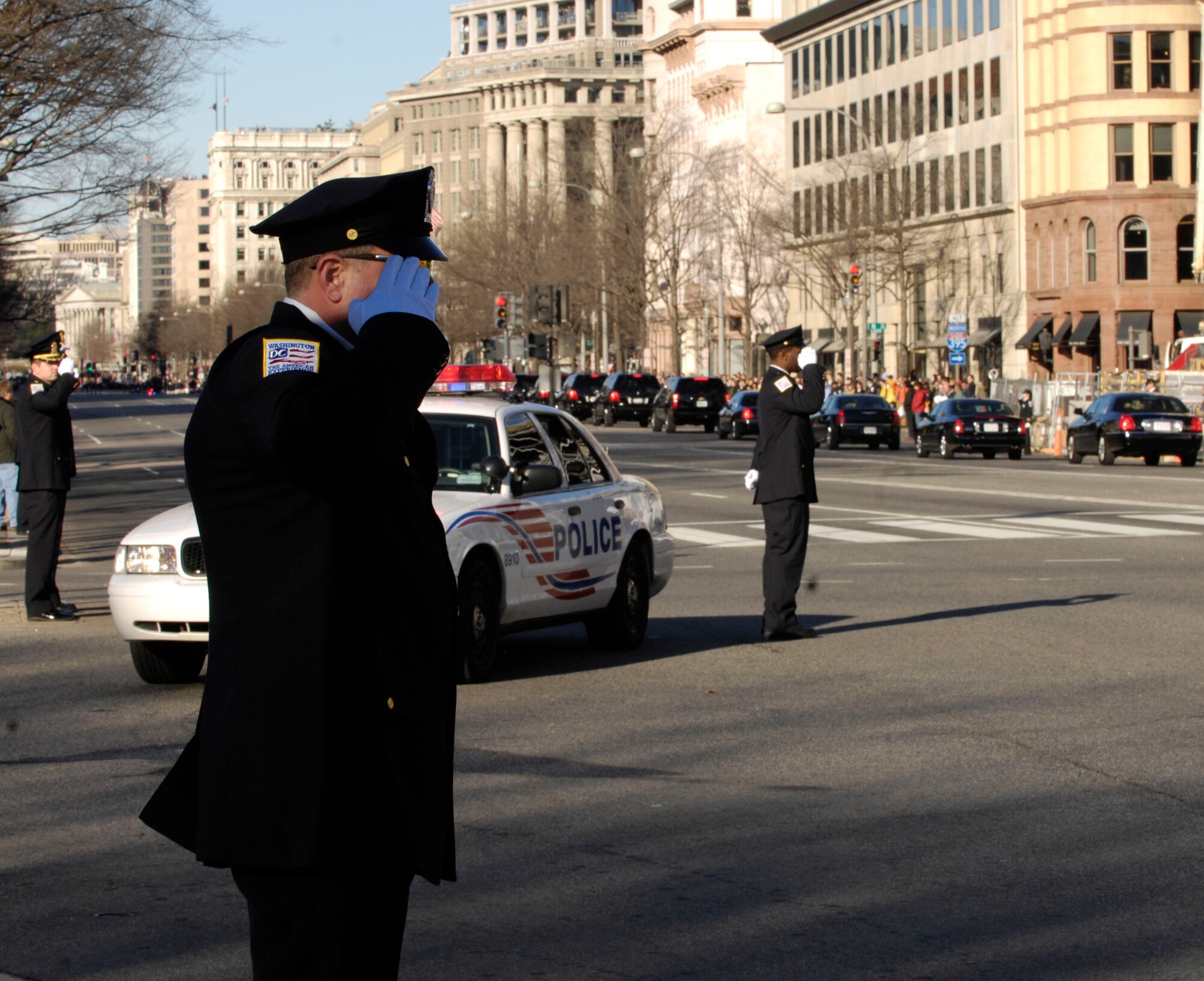 A funeral procession for former President Gerald R. Ford heads to the National Cathedral in Washington, D.C., following his departure from the U.S. Capitol on Jan. 2. The president's final resting place will be in his hometown of Grand Rapids, Mich., at a site just north of the Gerald R. Ford Museum. (U.S. Air Force photo/Airman 1st Class Marleah Miller)