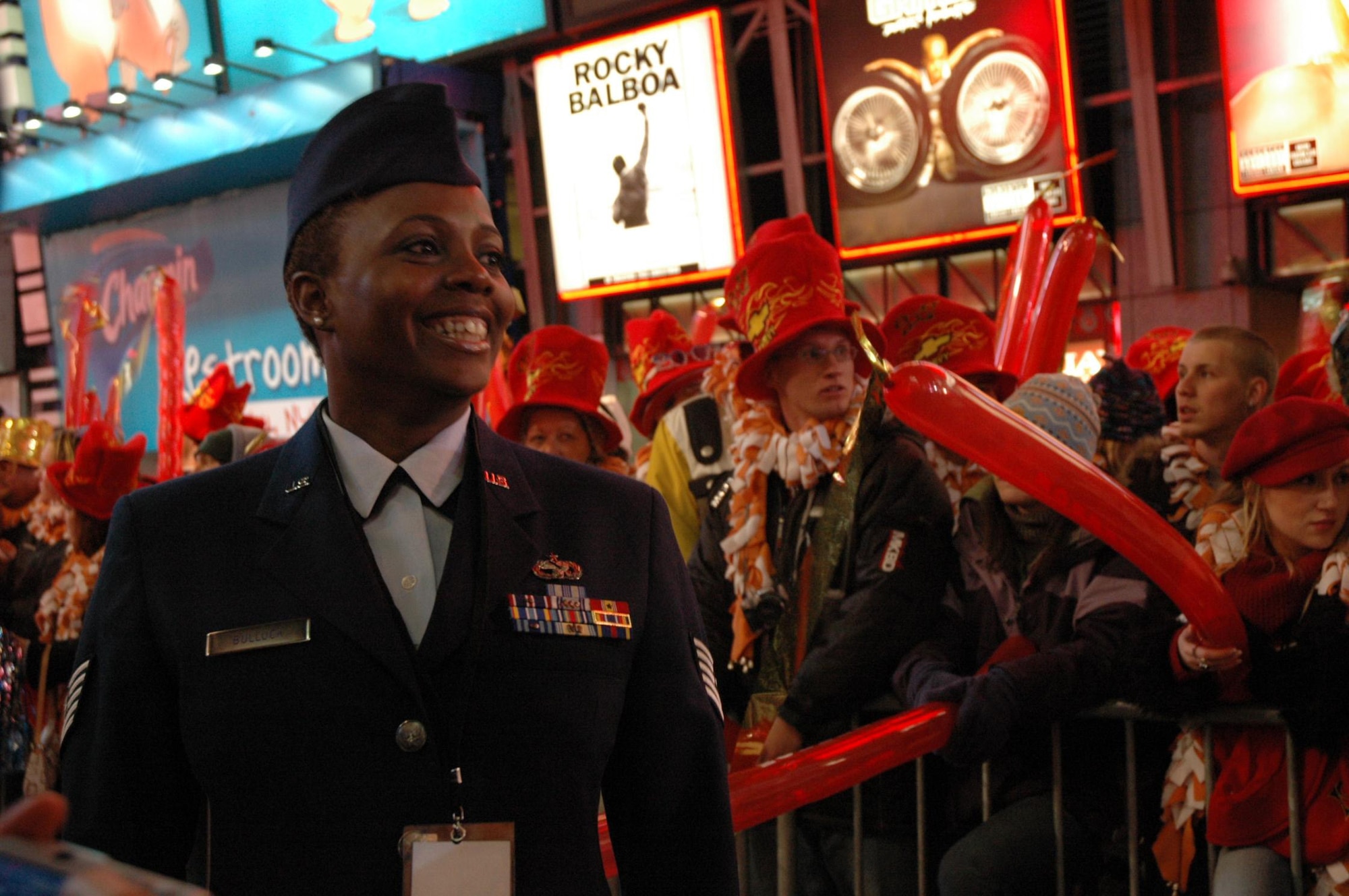 Tech. Sgt. Sonya Bulluck rings in the New Year in style at Times Square in New York City. She was selected as an honoree of New York by Mayor Michael R. Bloomberg. Sergeant Bulluck joined nine other servicemembers from all branches of the military. Festivities included helping Mayor Bloomberg push the button to drop the ball at midnight as well as numerous media interviews including a live interview on the Carson Daly show. Sergeant Bulluck is an aerial port specialist with the Air Force Reserve Command's 514th Air Mobility Wing at McGuire Air Force Base, N.J. (U.S. Air Force photo/Senior Airman Rachel Bernardez)
