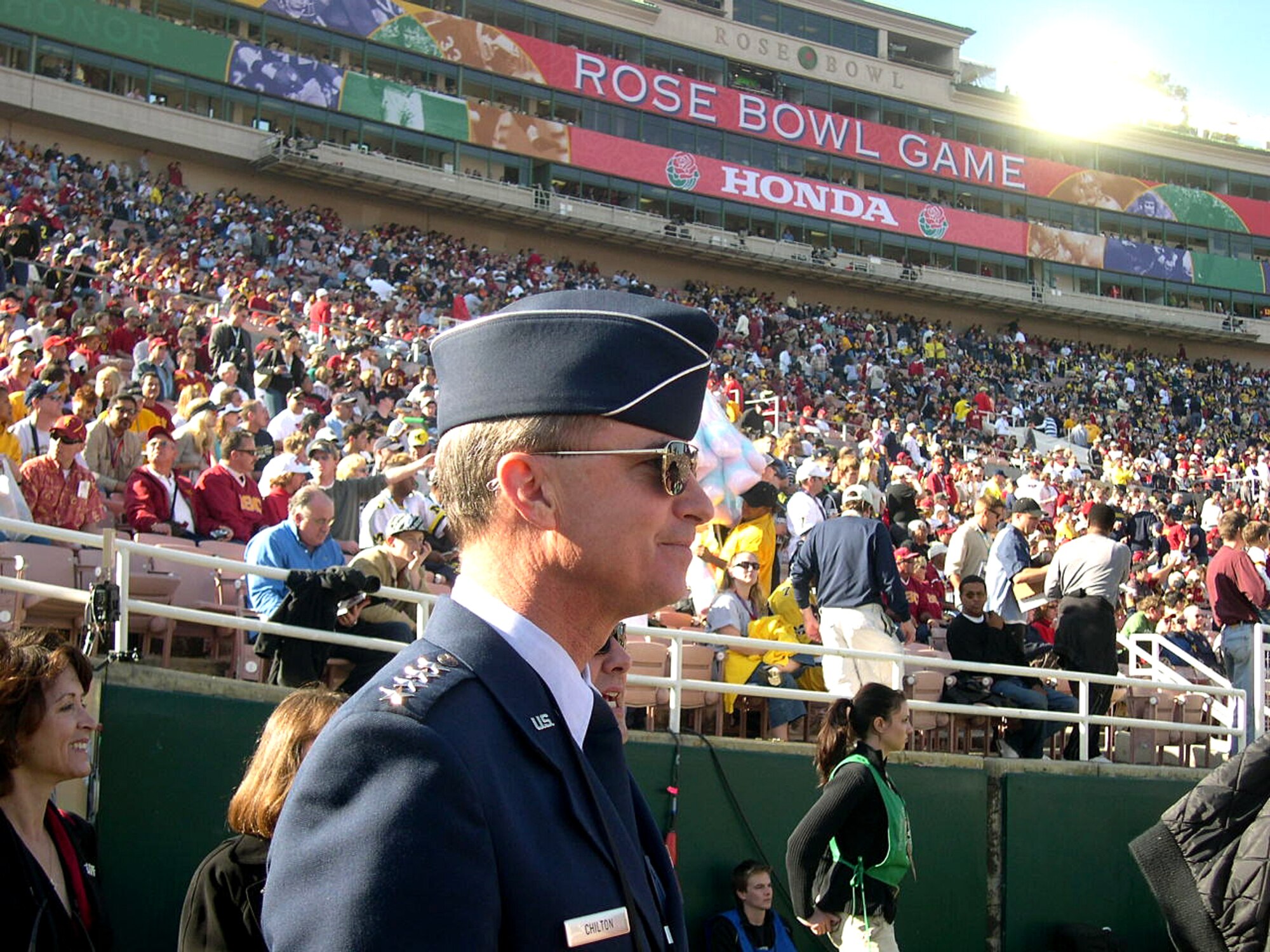 Gen. Kevin P. Chilton represented Air Force Space Command and the U.S. Air Force during the 118th Annual Tournament of Roses Parade and 93rd Rose Bowl here, Jan. 1. (U.S. Air Force photo/Maj. Kevin Mortensen)

