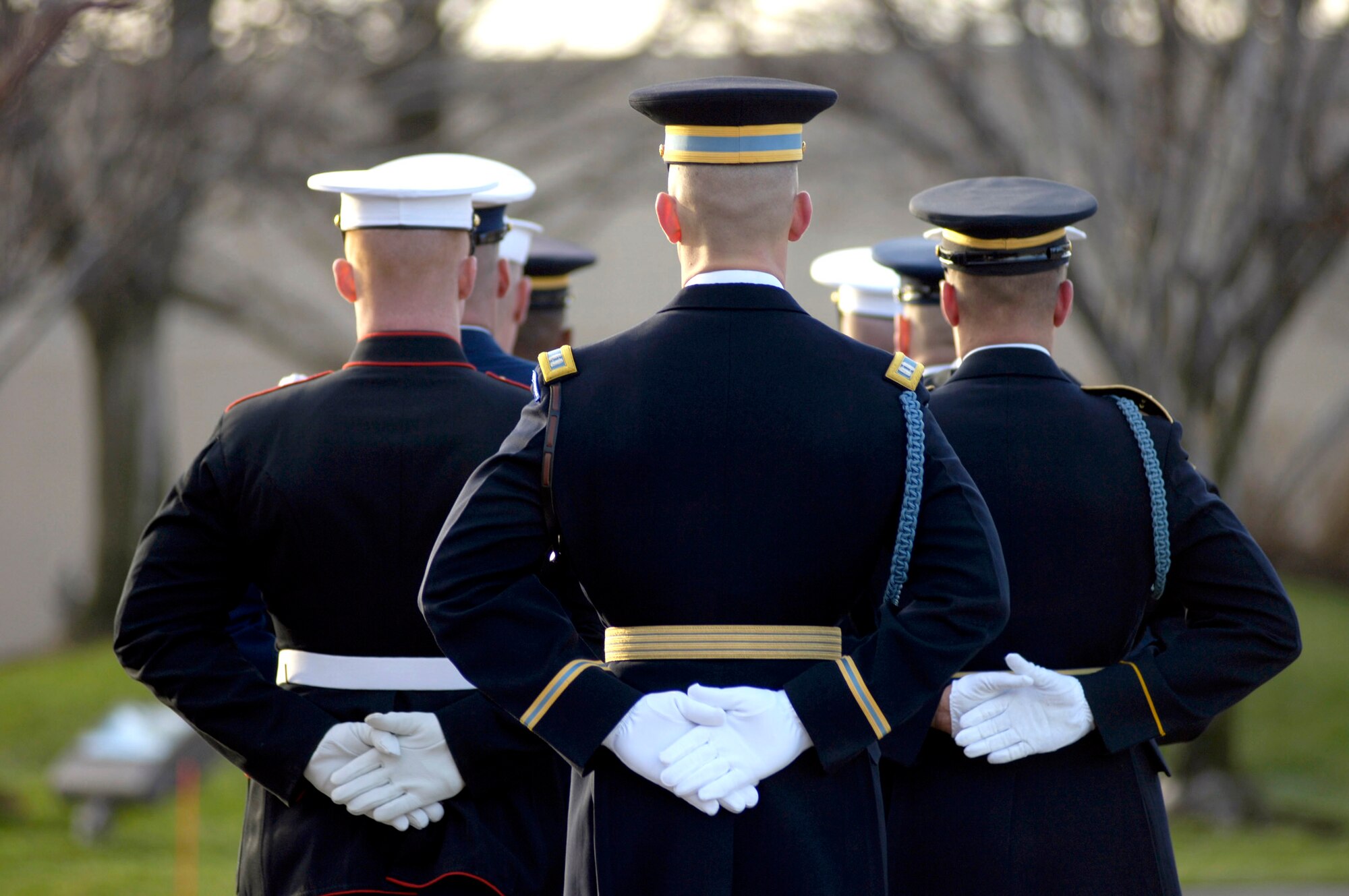 The Armed Forces Honor Guard prepares for the arrival of President Gerald R. Ford's body in front of the the Gerald R. Ford Presidential Library and Museum Jan. 2 in Grand Rapids, Mich. (U.S. Air Force photo/Tech. Sgt. Cecilio M. Ricardo Jr.)
