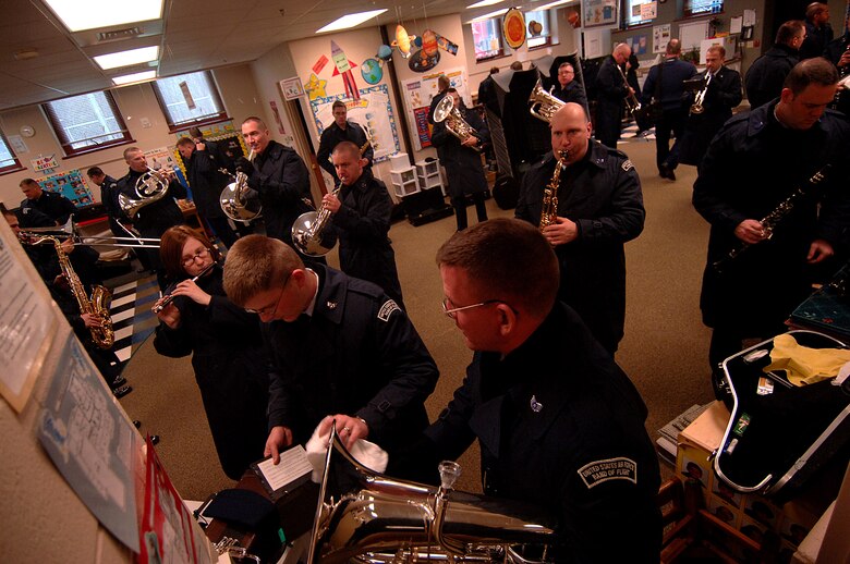 Air Force musicians warm up to rehearse for the funeral service for President Gerald R. Ford after arriving at Grace Episcopal Church Jan. 1 in Grand Rapids, Mich. (U.S. Air Force photo/Tech. Sgt. Jeremy T. Lock)





