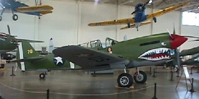 Curtiss P-40N-5-CU "Warhawk"