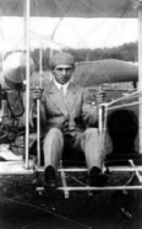 Representing the Wright brothers were Walter Brookins and Phil Parmalee, while the Curtiss Company sent Eugene Ely and Charles Willard. Brookins was a chief pilot of the Wright brothers, and Parmalee was recently known for his demonstrations of military aviation capabilities