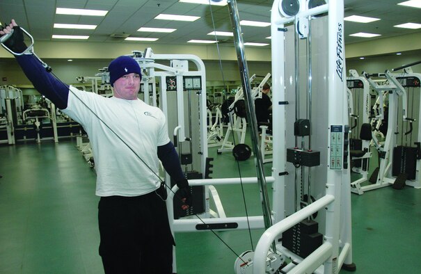 Fitness Center upgrades equipment > Osan Air Base > News