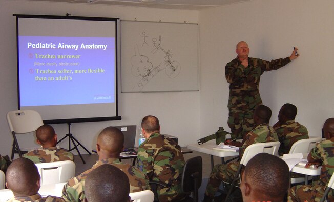 Senior Master Sgt. Daryl Webb teaches respiratory-system anatomy to members of the Armed Forces of Liberia. Sergeant Webb is assigned to the 435th Medical Operations Squadron from Ramstein Air Base, Germany. (Courtesy photo)