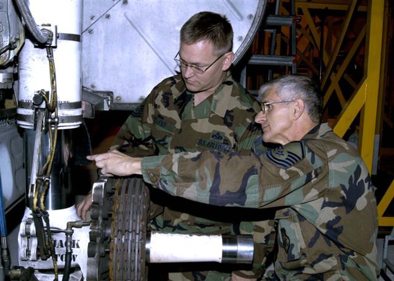 PETERSON AIR FORCE BASE, Colo. (AFRC) - Senior Master Sgt. Garrin Pies, 302nd Aircraft Maintenance Squadron, aircraft maintenance flight line superintendent, is the 302nd Airlift Wing Senior Noncommissioned Officer of the Year for 2006. (U.S. Air Force photo)