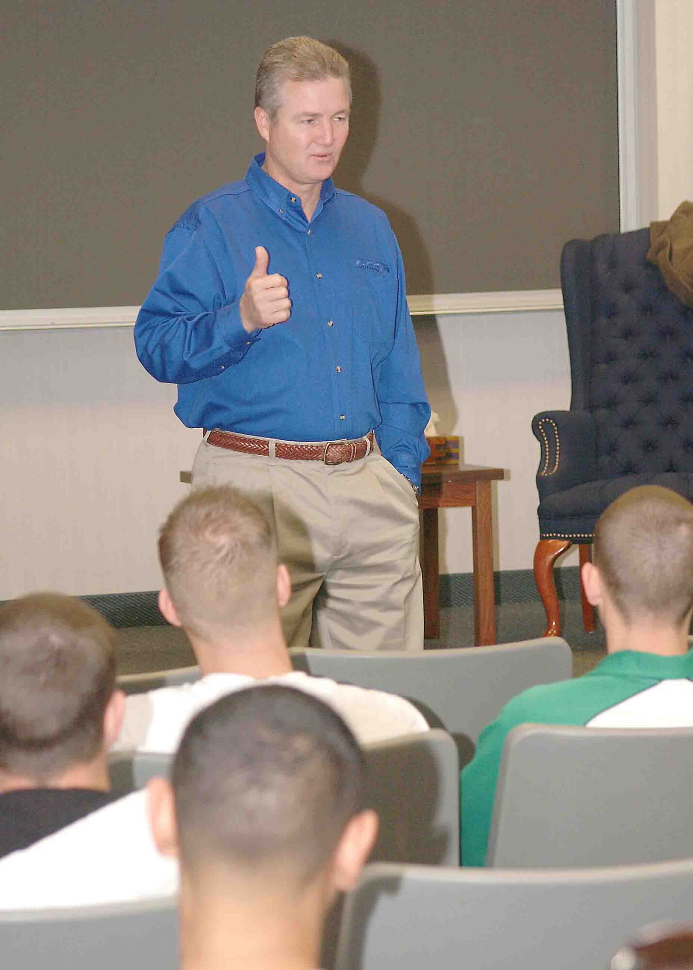 SHAW AIR FORCE BASE, S.C. -- Retired Chief Master Sgt. of the Air Force Gerald Murray talks to Airmen about current Air Force issues during his visit at the Airman Leadership School on Jan. 20. (U.S. Air Force photo/Staff Sgt. Nathaniel Bevier)                          